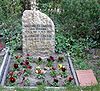 Friedhof Schmargendorf - Grab Robert Zander.jpg