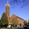 Frohbotschaftskirche in Hamburg-Dulsberg (crop).jpg