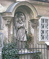 GuentherZ 2011-03-25 1990 Wien08 Lederergasse Statue Johannes Nepomuk.jpg