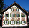 Lüftlmalerei an einem Haus in Oberammergau