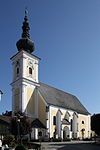 Kath. Pfarrkirche Mariä Himmelfahrt und Friedhofsfläche