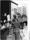 Altstoffsammlung in der Berolinastraße 1974