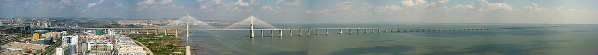 Ponte Vasco da Gama im Panorama