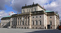 Berlin Staatsoper Unter den Linden Seite.jpg