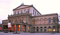 Hannover Opernhaus abends.jpg