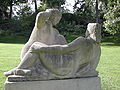 Parc Montsouris statue 12.JPG