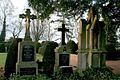 10 Grabstätten auf Friedhof