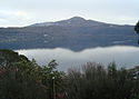 Lac Albano et Mont Cavo.JPG