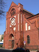 Berlin Herz-Jesu-Kirche Fassade 1a.jpg