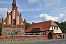 Bernau bei Berlin Hospital St. Georg mit Hospitalgebäude und Kapelle.jpg