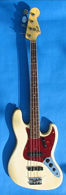 Fender Jazz-Bass 1966.jpg