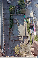 Frankfurt Am Main-Archaeologischer Garten-Ansicht vom Domturm-20110925.jpg