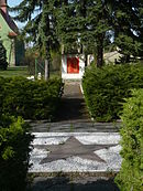 Welzow Sowjetischer Ehrenfriedhof.jpg