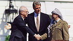 Bill Clinton, Yizhak Rabin und Yasser Arafat