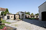 Friedhof christlich mit Wehrmauer