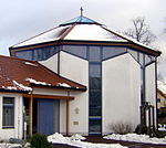 Kirche Maria Königin Halle-Dölau.jpg