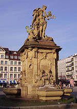 Marktplatzbrunnen in Mannheim.jpg