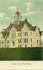 Das „Oconto County Court House“ ist im National Register of Historic Places gelistet.[1]