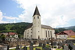 Kath. Pfarrkirche hl. Gertraud und Friedhof