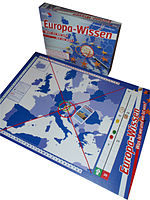 Der Spielplan und das Cover des originalen Spiels(Noris Spiele 2008)