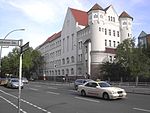 Schule in der Hohenstaufenstraße 47/48