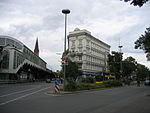 Kreuzung Wiener- und Skalitzer Straße, links der U-Bahnhof Görlitzer Bahnhof