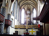 Marburg, Universitätskirche, innen.jpg