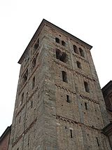 Glockenturm der Abtei Fruttuaria