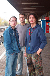 Zaunpfahl in der Gründungsbesetzung: Gogo, Goethe und Thom(von links nach rechts)