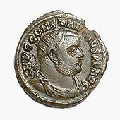 Münzbild auf einem Follis des Constantius, das ihn als Augustus darstellt