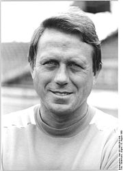 Bundesarchiv Bild 183-1989-0810-309, FC Hansa Rostock, Trainer Werner Voigt.jpg