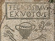 Inscription Mitreo di Felicissimus Ostia Antica 2006-09-08.jpg