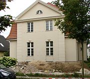 Wohnhaus Liselotte-Herrmann-Str 10.jpg
