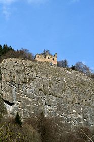 Burg Lichtenstein über dem Abgrund