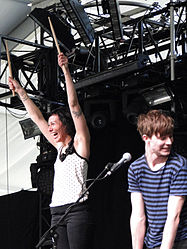 Kim Schifino und Matt Johnson beim Coachella Festival 2010