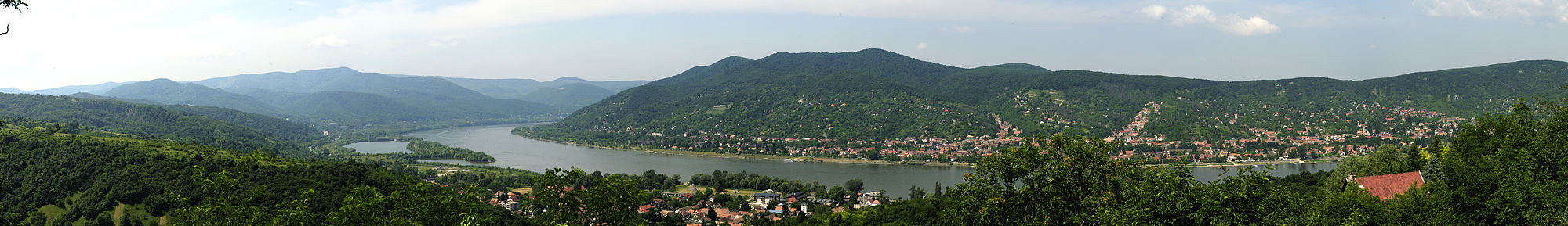 Donauknie bei Visegrád