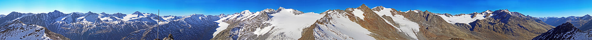 360° Panorama vom Gipfel der hintere Guslarspitze 3151m