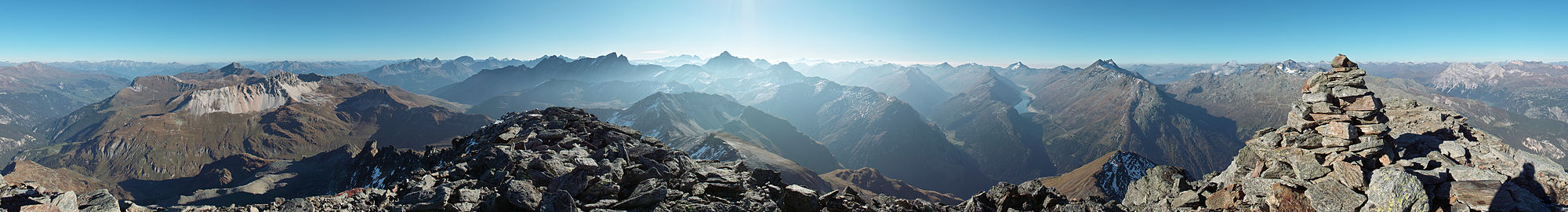 360°-Panorama vom Piz Grisch