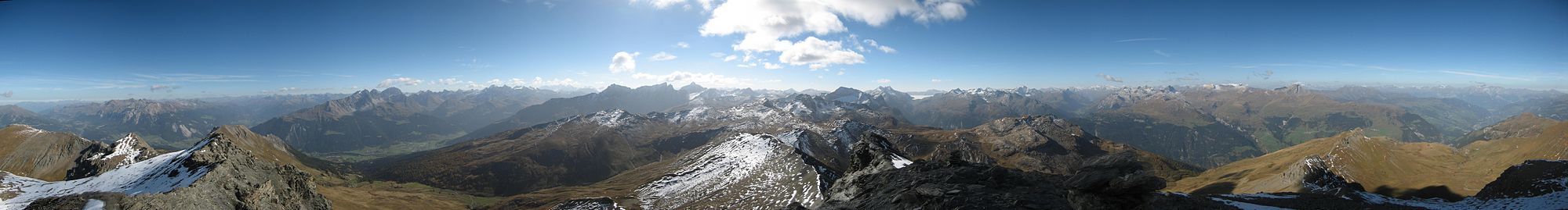 360°-Panorama vom Piz Curvér