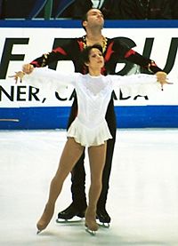 Sarah Abitbol mit Stéphane Bernadis 2001 in Kitchener, Ontario.