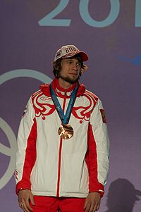 Alexander Tretjakow während der Siegerehrung der Olympischen Spiele 2010 in Vancouver