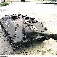 Bundesarchiv B 145 Bild-F027421-0002, Kanonenjagdpanzer (KanJPz) - Jagdpanzer Kanone 90 mm.jpg