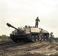 Bundesarchiv B 145 Bild-F027425-0001, Kanonenjagdpanzer (KanJPz) - Jagdpanzer Kanone 90 mm.jpg