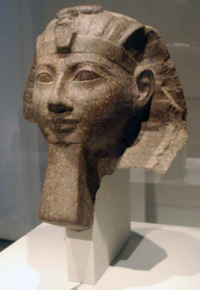 Hatshepsut02-AltesMuseum-Berlin.png