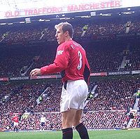 Neville im Jahre 2004, als er bei Manchester United spielte
