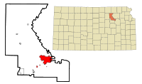 Riley County Kansas Incorporated and Unincorporated areas Manhattan Highlighted.svg