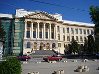 Südrussische Staatliche Universität - Hauptgebäude.JPG