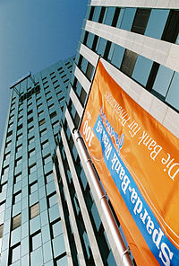 Sparda-Bank West in der Ludwig-Erhard-Allee / Düsseldorf