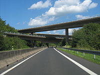 Die A 480 am Wetzlarer Kreuz in Richtung des Autobahnendes bei Blasbach