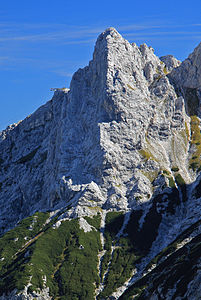 Höllentorkopf Nordwest- (Schatten) und Südwestwand (Sonne)